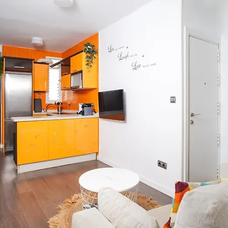 Acogedor Piso Con Balcon Seville
