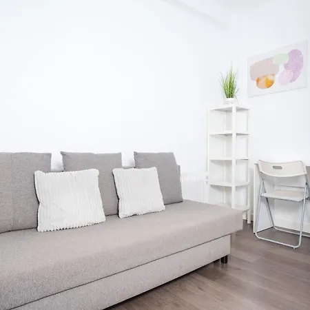 Acogedor Piso Con Balcon * Siviglia