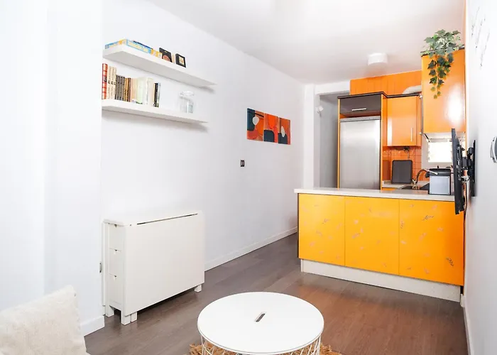 아파트 Acogedor Piso Con Balcon 세비야