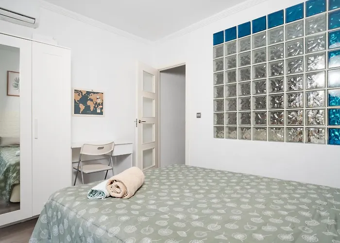 아파트 Acogedor Piso Con Balcon